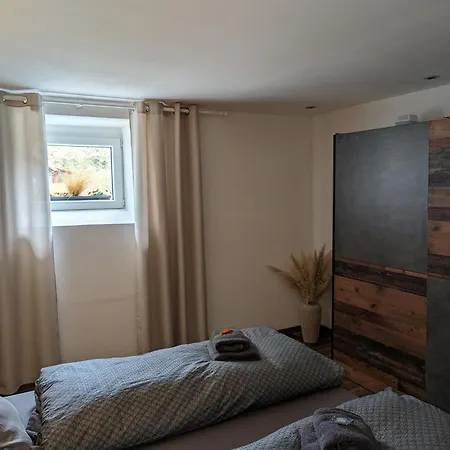 Zum Kuehlen Grund Appartement *